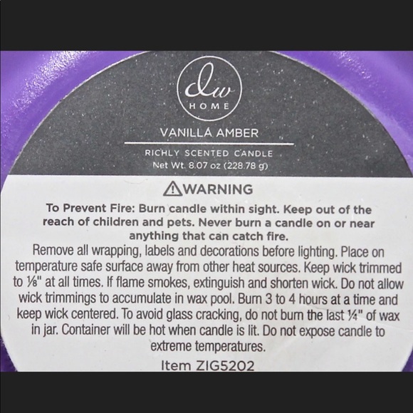 DW HOME CANDLE VANILLA AMBER RICHLY SCENTED - Picture 3 of 3